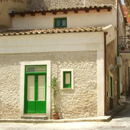 Diffuso 3* Montedoro